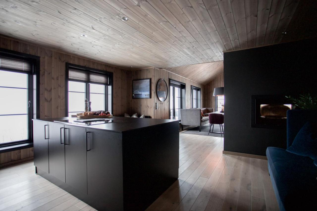 Luxurious 5-Bedroom Mountain Chalet With Sauna, Panoramic Views, And Two Full Bathrooms Stranda  Kültér fotó